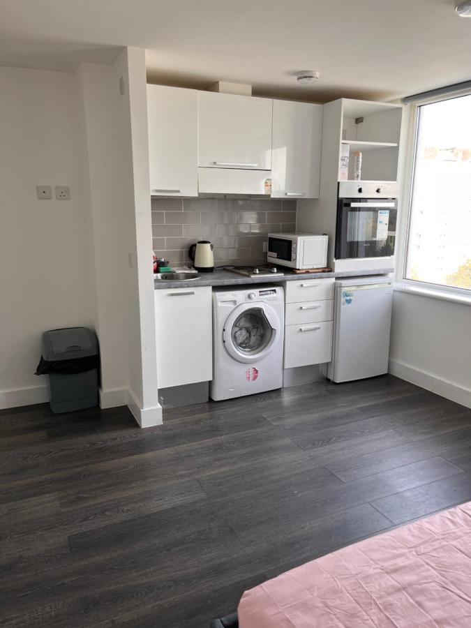 The Serviced Accommodations Harlow Exterior foto