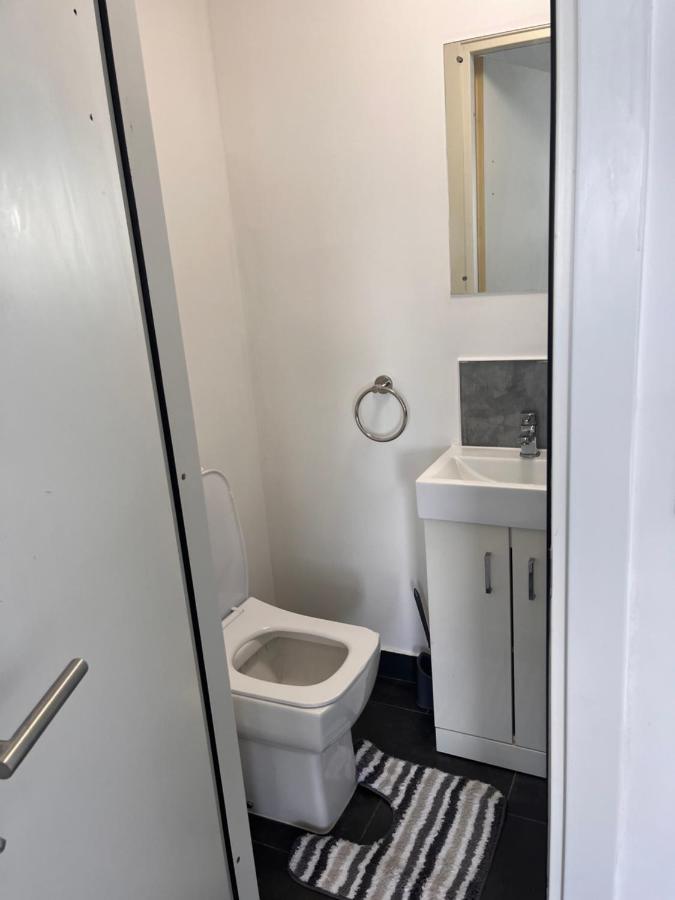 The Serviced Accommodations Harlow Exterior foto